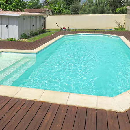 Beautiful In With Outdoor Swimming Pool *