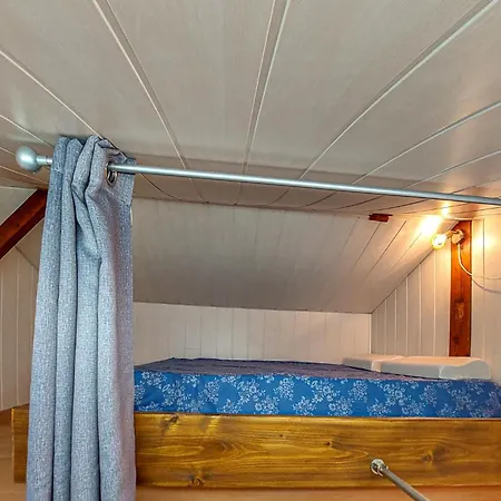 Beautiful In With Outdoor Swimming Pool Holiday home *