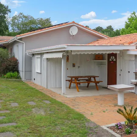 Holiday home Beautiful In With Outdoor Swimming Pool Mios